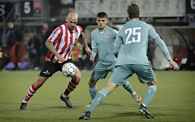 绿茵场上 绿茵场上