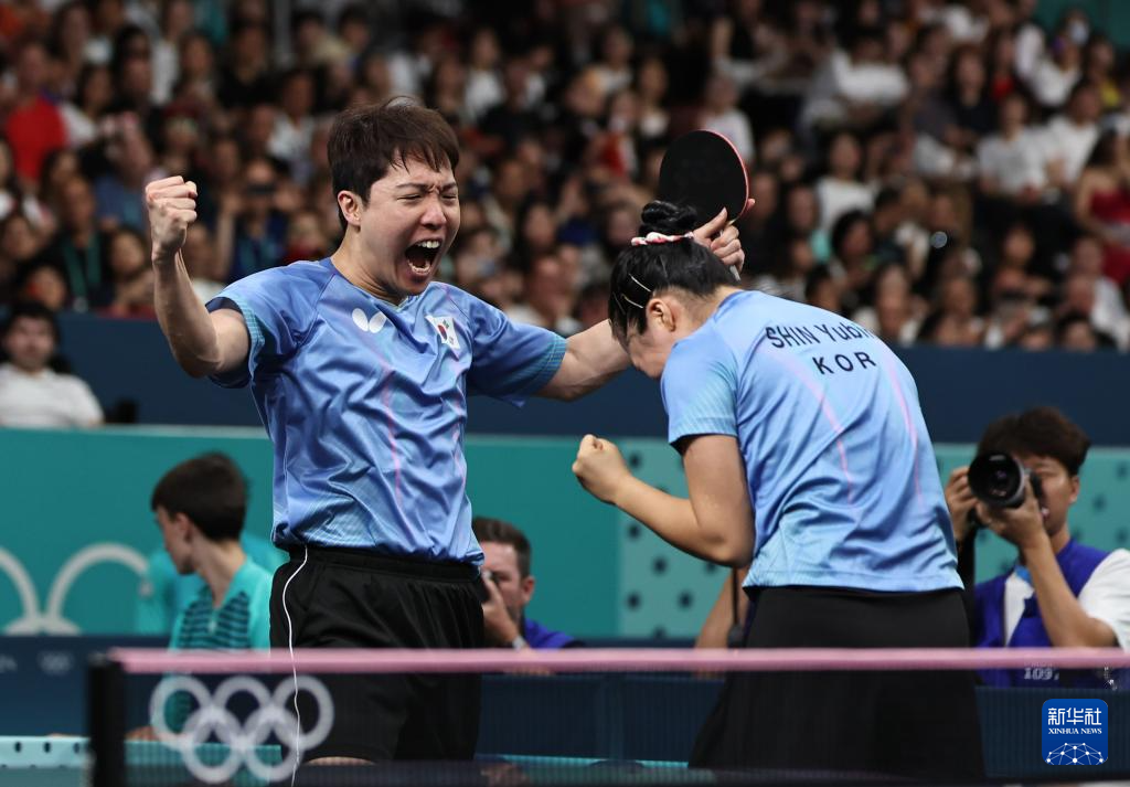 球队展现出 球队展现出