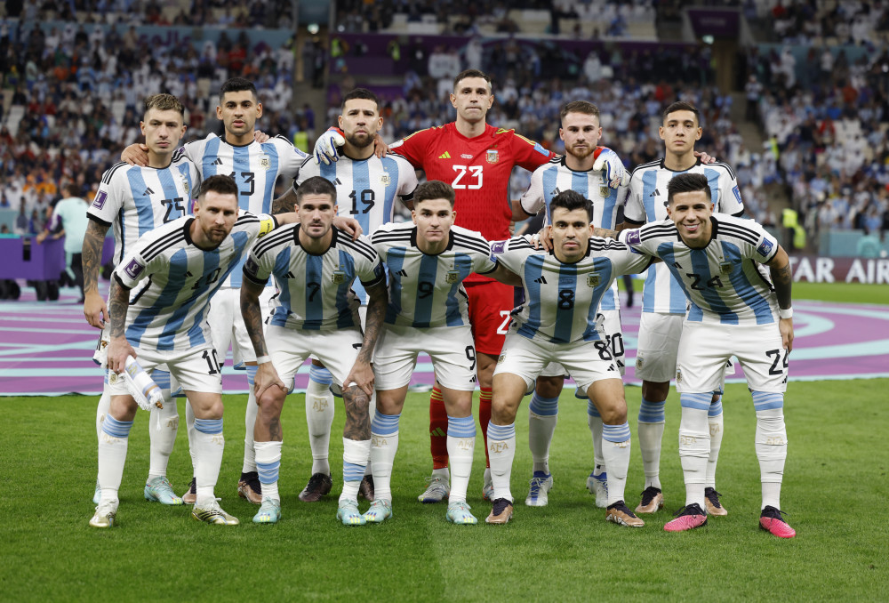 教练团队的 教练团队的